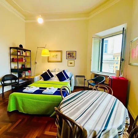 Santa Maria Maggiore Apartment *